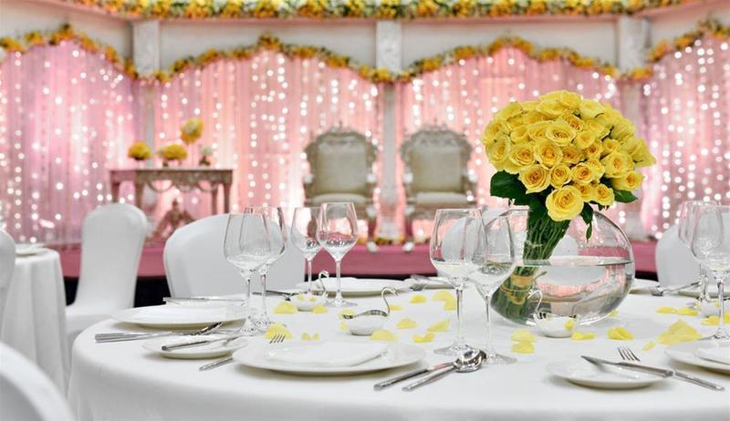 Renaissance Lucknow Hotel, Gomti Nagar Экстерьер фото