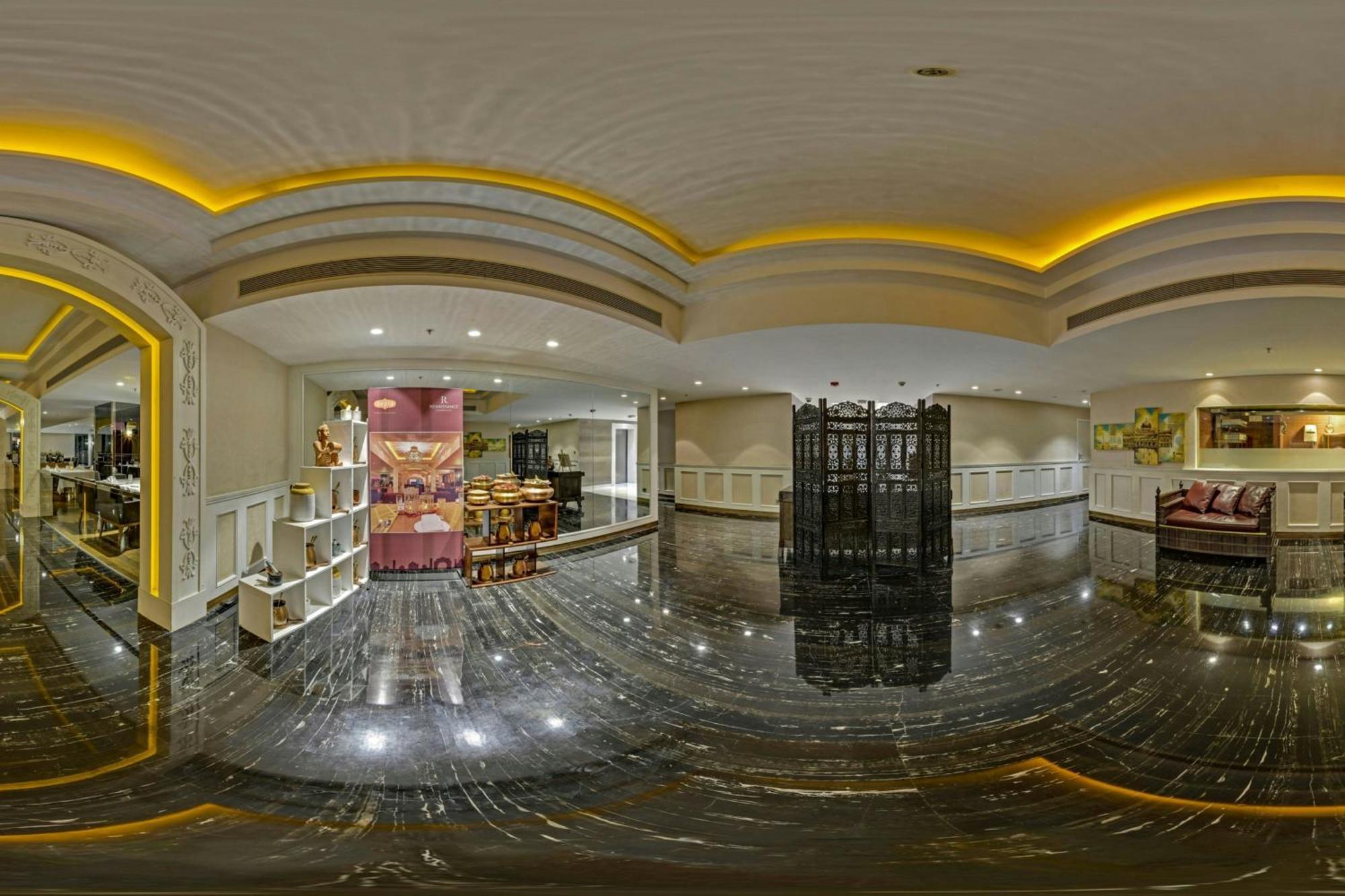 Renaissance Lucknow Hotel, Gomti Nagar Экстерьер фото