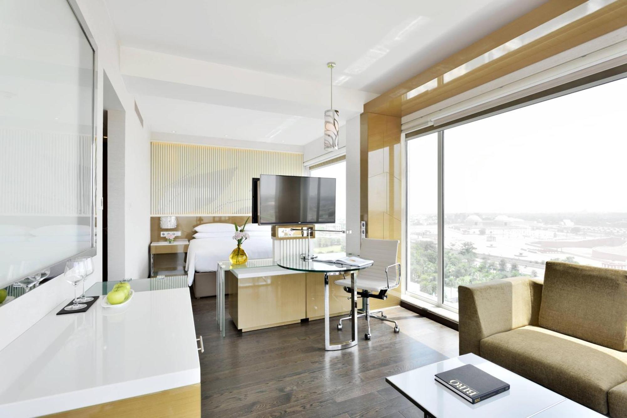 Renaissance Lucknow Hotel, Gomti Nagar Экстерьер фото